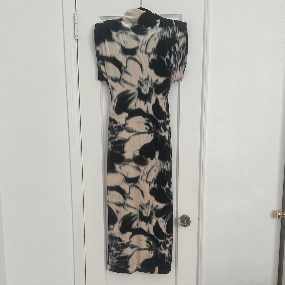Zara maxi dress - Picture 2 of 6
